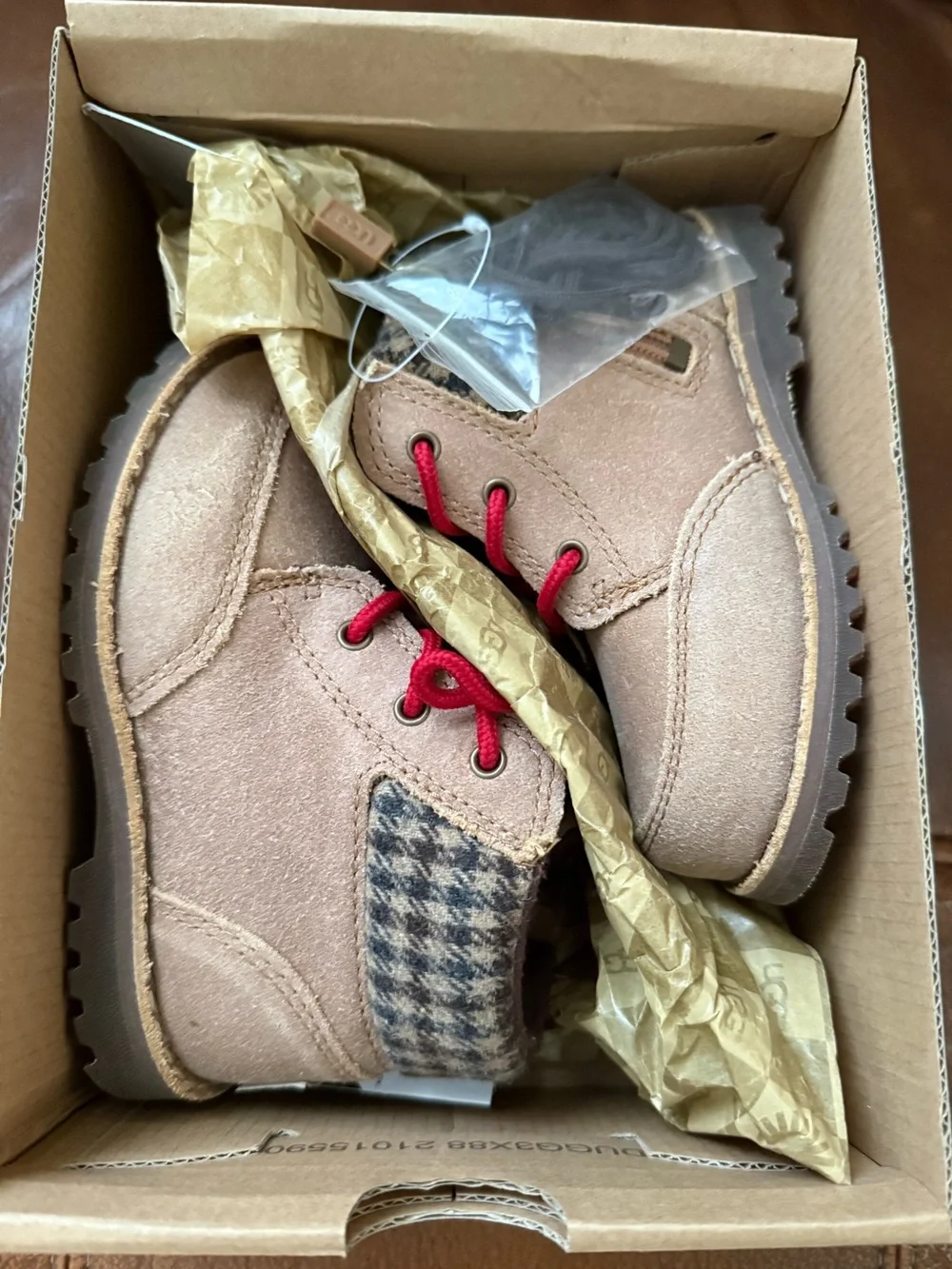 UGG Toddler/baby Tan Suede Boots with Red Laces NWT